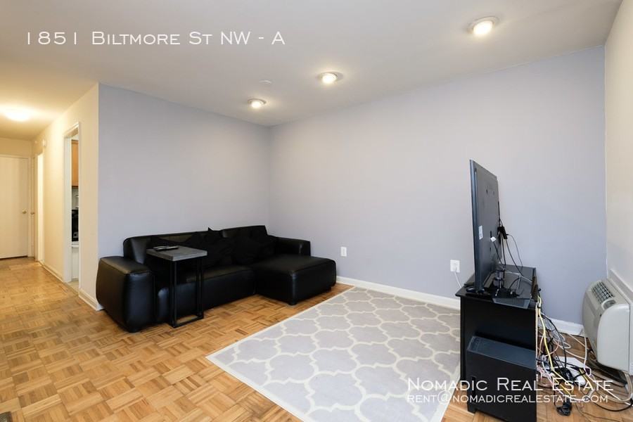 1851 Biltmore St Nw #A - Photo 3 of 18