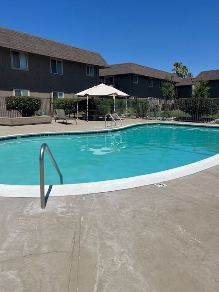 VALLEY VIEW APARTMENTS - Photo 2 of 28