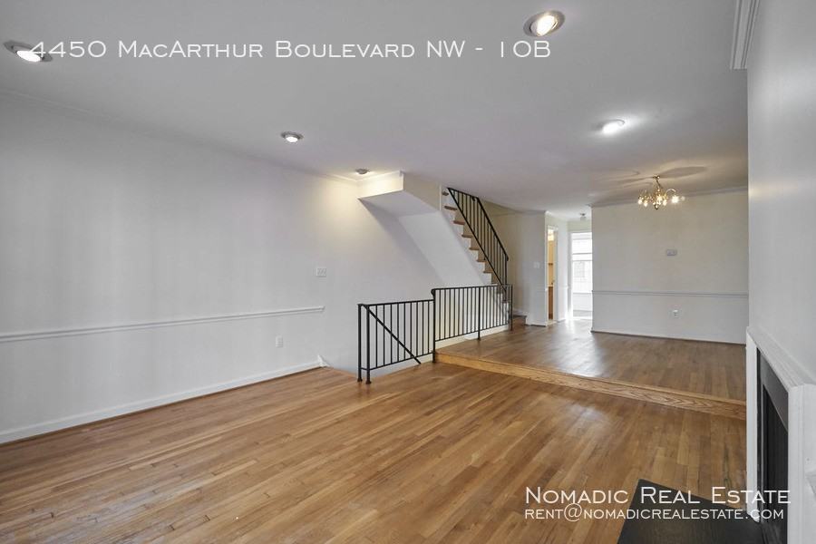 4450 Macarthur Blvd Nw #10B - Photo 3 of 27