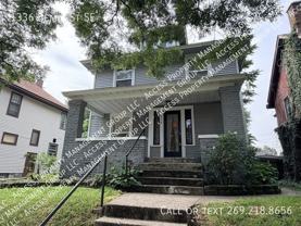 1336 Bemis St Se - Photo 1 of 1