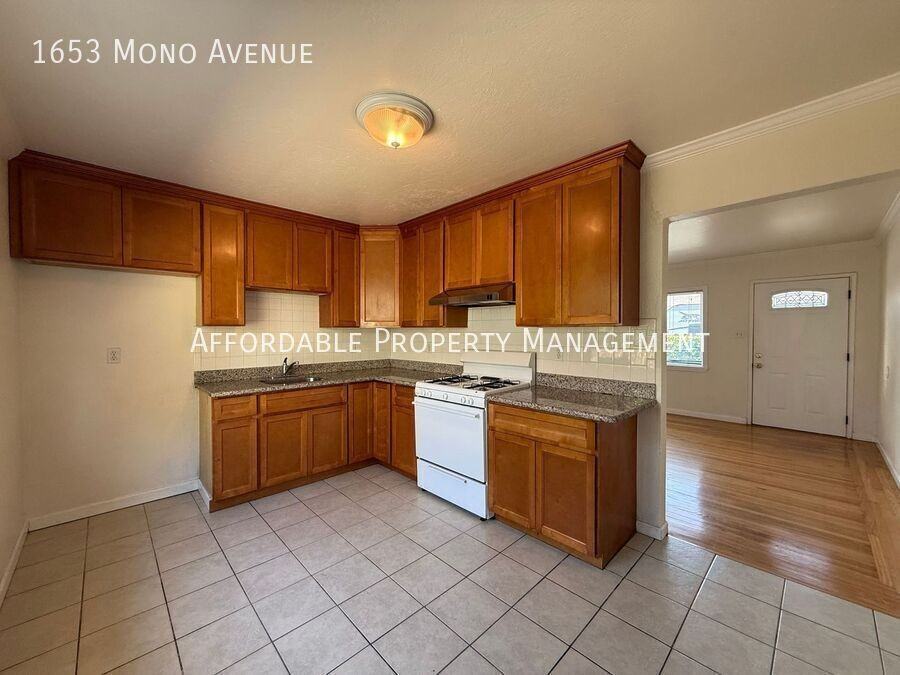 1653 Mono Ave - Photo 6 of 14