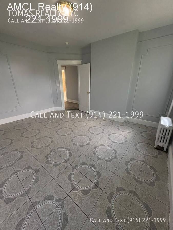 127 Stanley Ave ##Unit