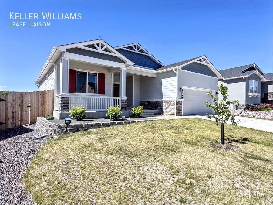 9344 Beaver Brook Dr - Photo 2 of 26