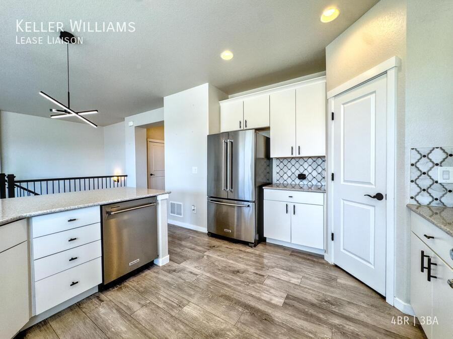 9344 Beaver Brook Dr - Photo 7 of 26