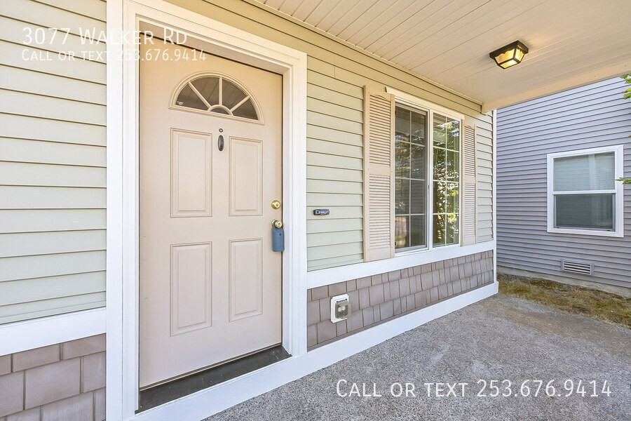 3077 Walker Rd - Photo 2 of 30