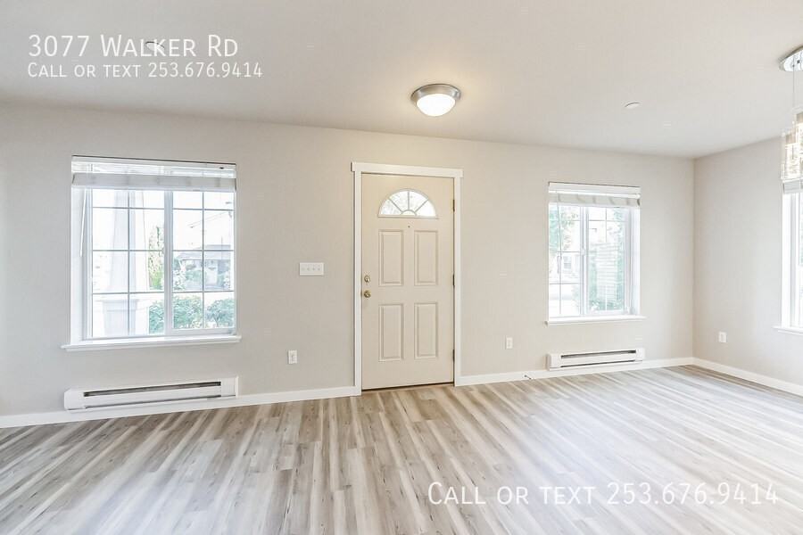 3077 Walker Rd - Photo 6 of 30