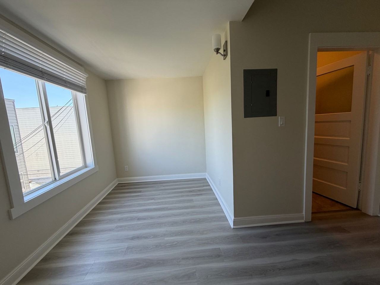 569B Minna St #569B - Photo 2 of 17
