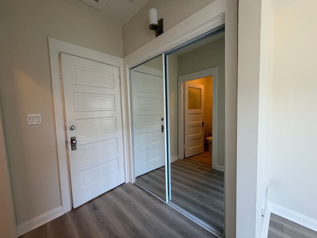 569B Minna St #569B - Photo 6 of 17