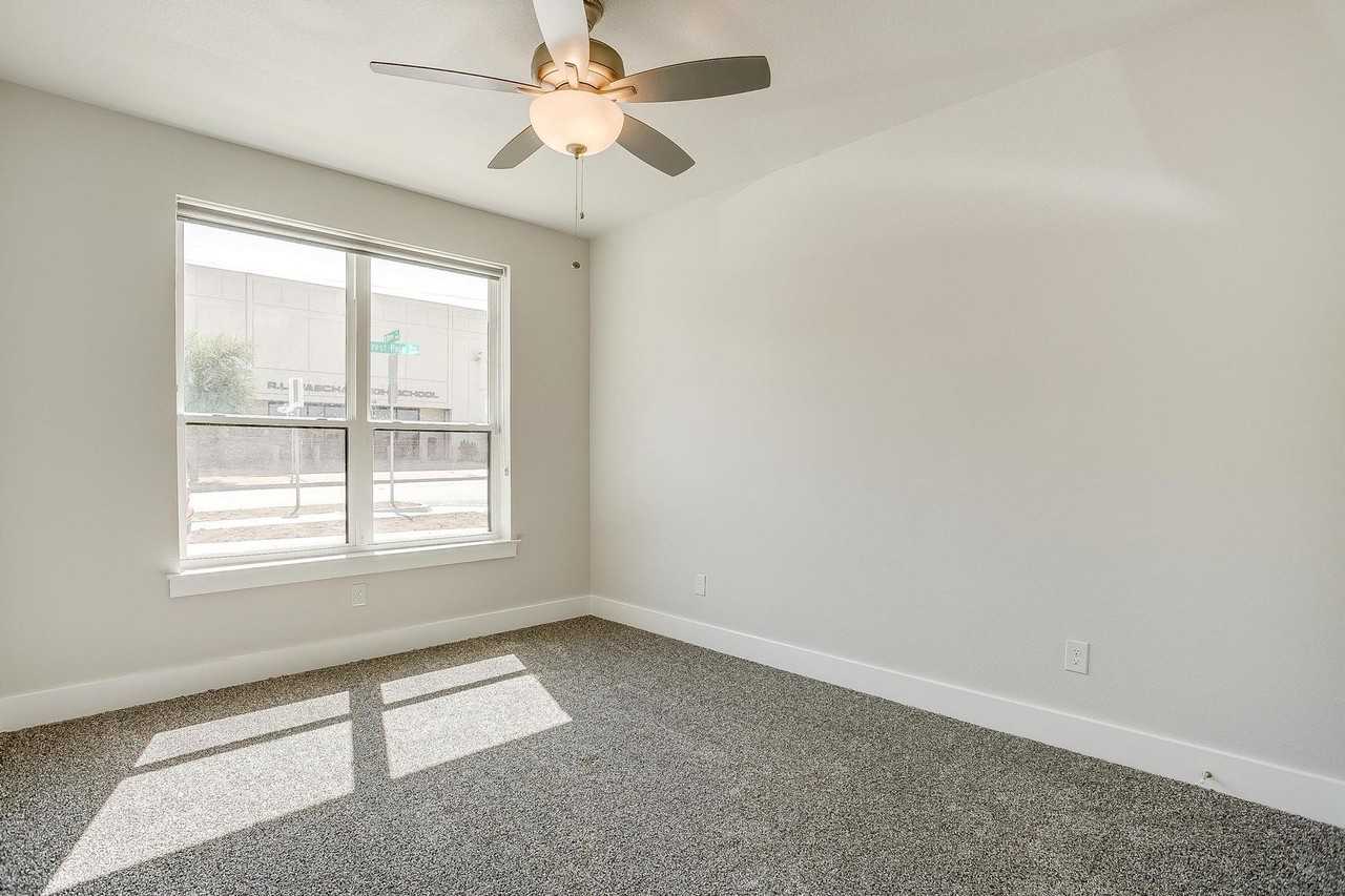 2944 Forest Park Blvd #2944FP2028 - Photo 6 of 39