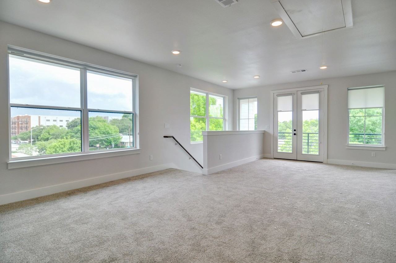 3214 Mccart Ave #3214MC2028 - Photo 5 of 26