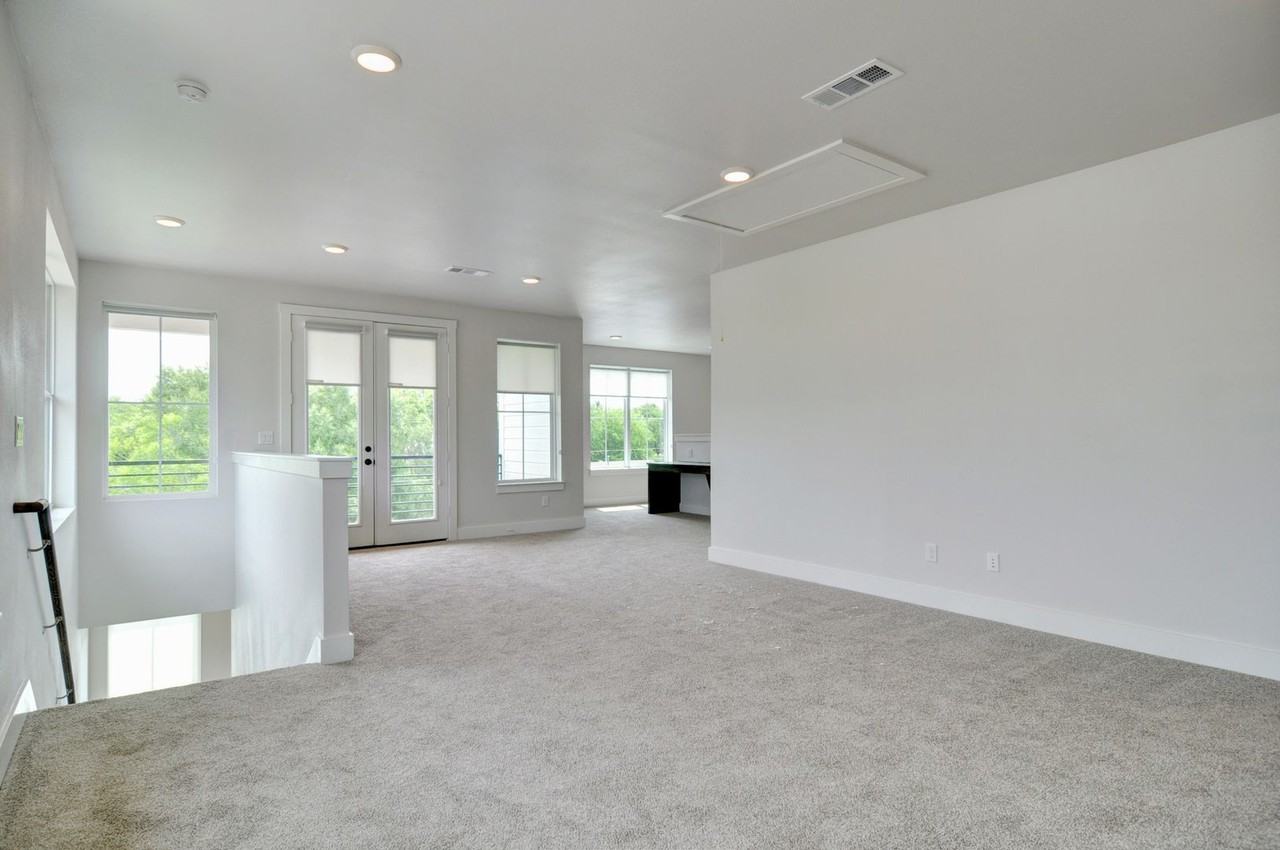 3214 Mccart Ave #3214MC2028 - Photo 6 of 26