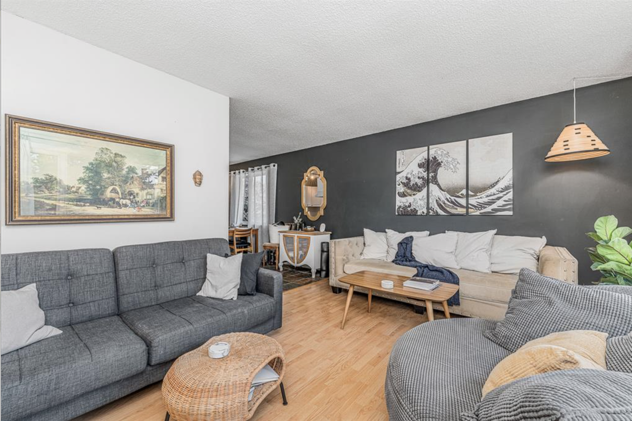 1424 11 Ave Se - Photo 5 of 14