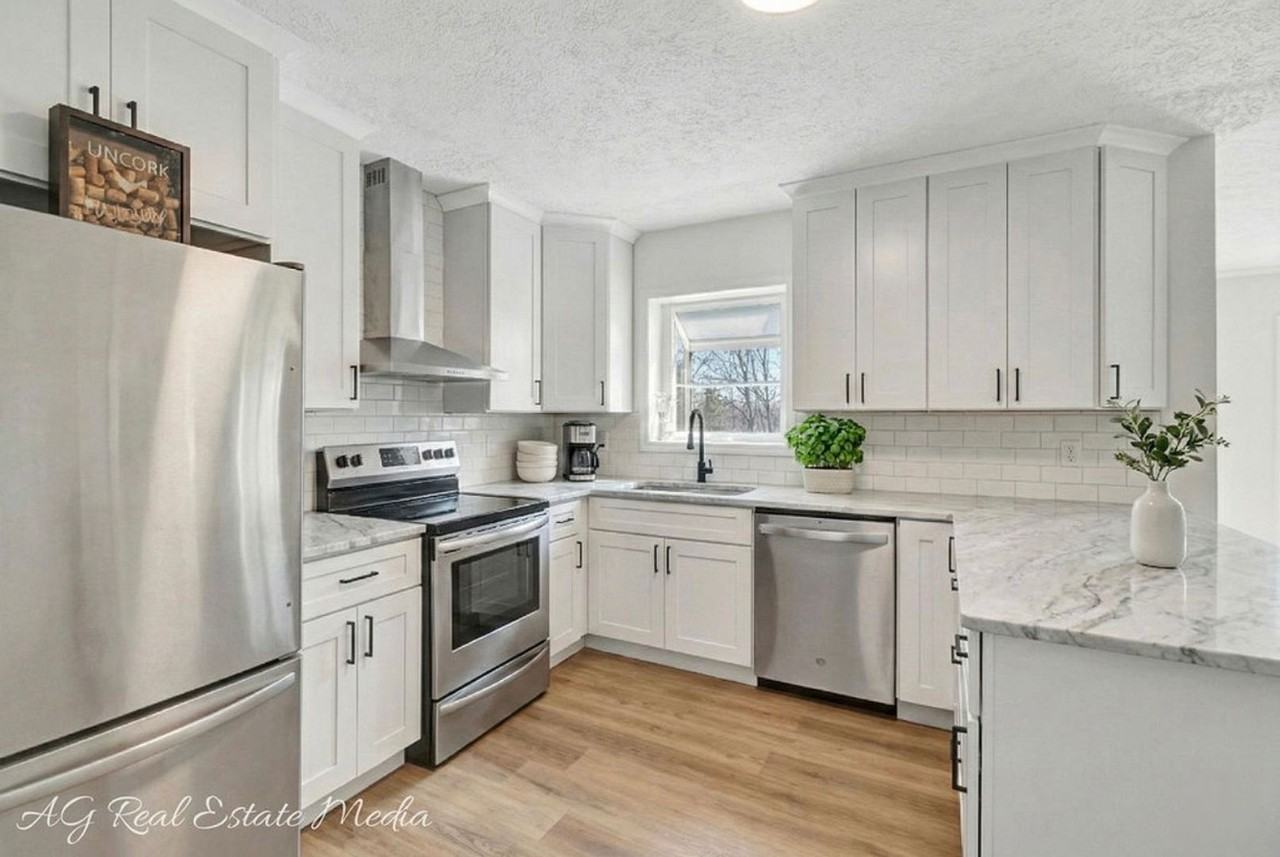 504 Brunswick Dr - Photo 6 of 14