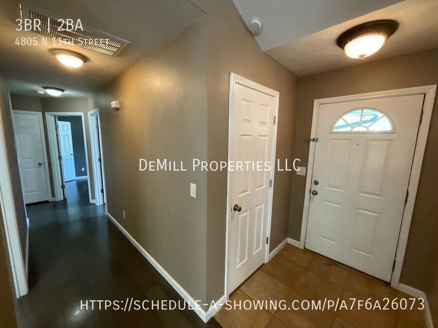 4805 N 11th St - Photo 4 of 27