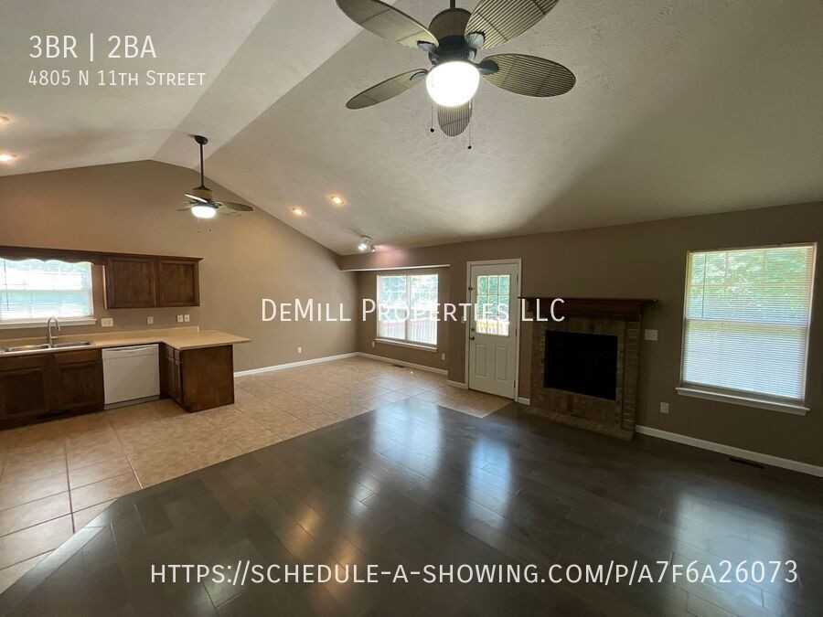 4805 N 11th St - Photo 5 of 27