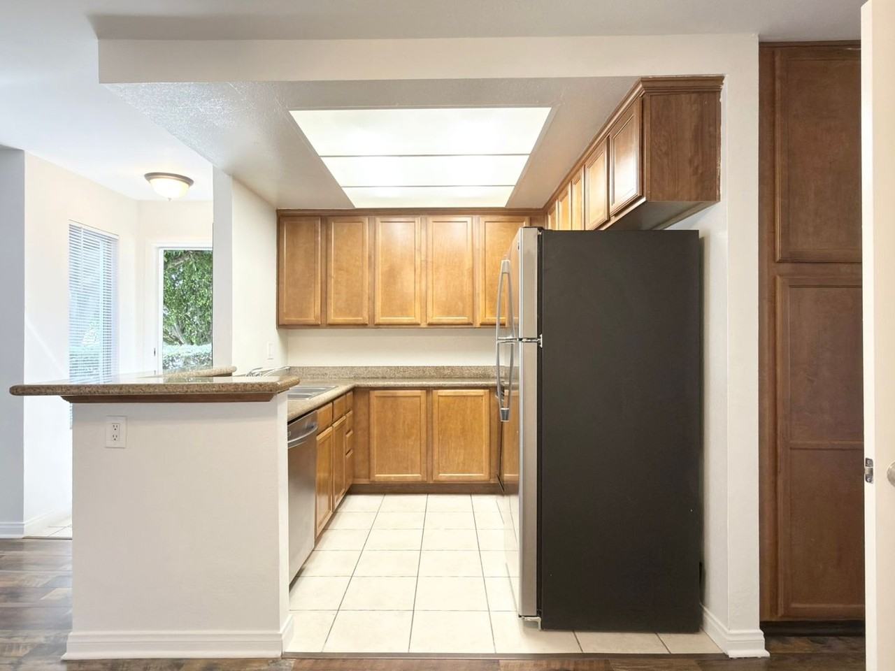 432 Edgehill Ln - Photo 6 of 18
