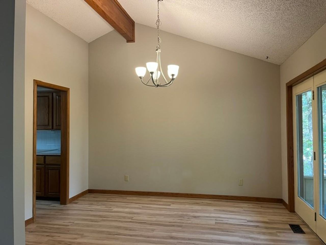 1 Curry Ln - Photo 5 of 25