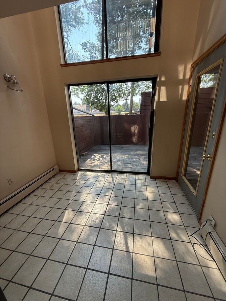 3131 Bell Dr - Photo 5 of 17
