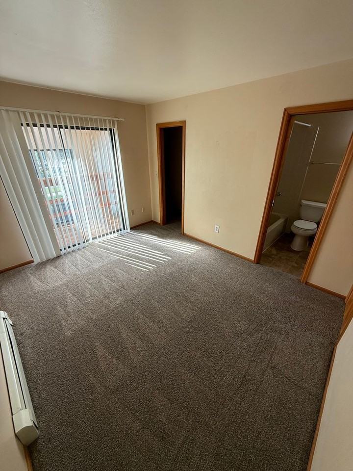 3131 Bell Dr - Photo 7 of 17