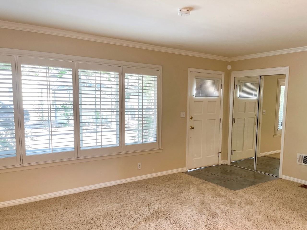 45 Brasero Ln - Photo 4 of 10