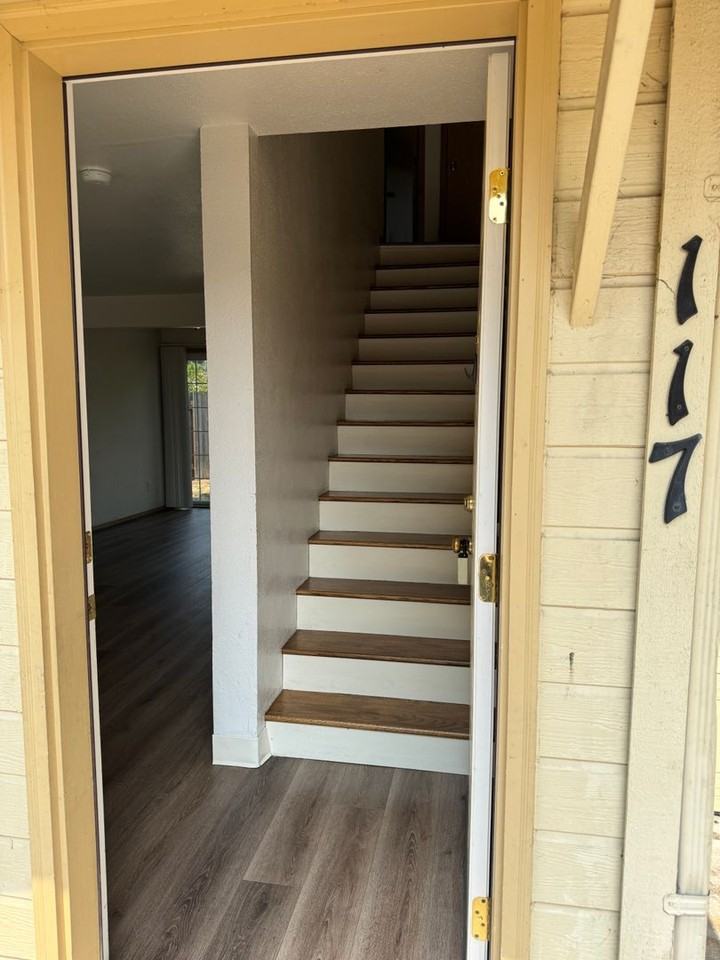 117 Lea Ave - Photo 2 of 29
