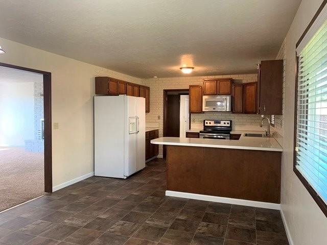 1125 Tamera Dr - Photo 4 of 16
