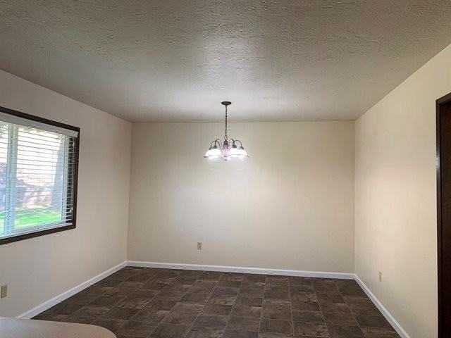 1125 Tamera Dr - Photo 6 of 16
