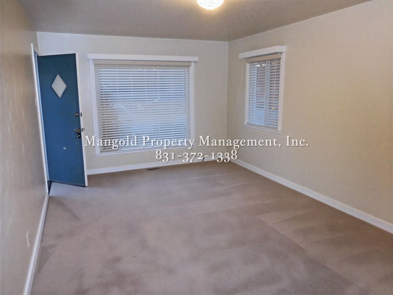 844 Newton St - Photo 3 of 15