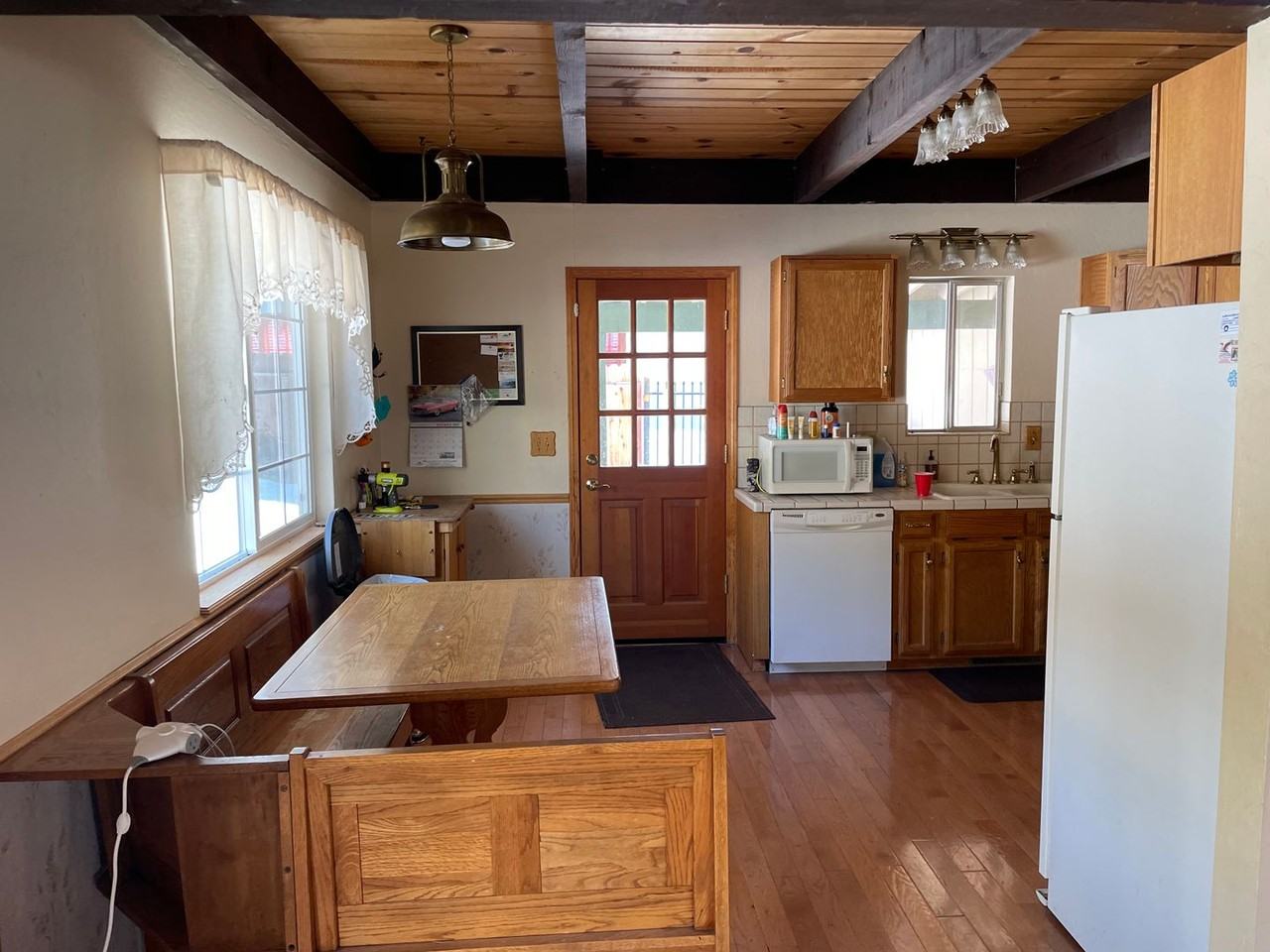 1180 Nottaway Dr - Photo 4 of 11