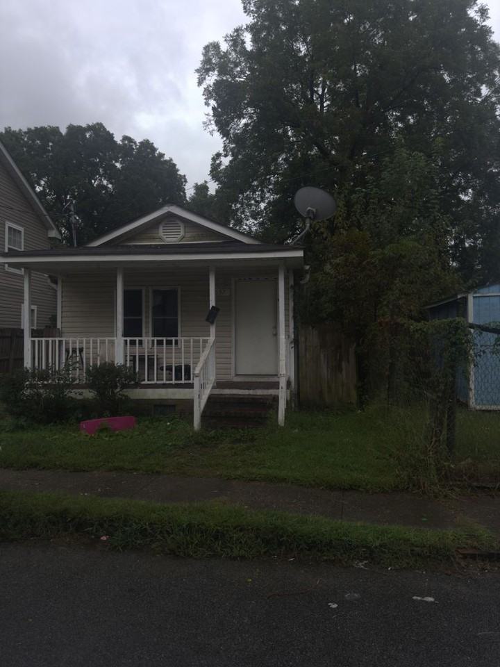 657 2nd Ave - Photo 2 of 5