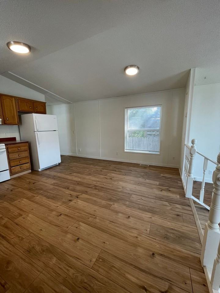 333 N Meldrum St #1 - Photo 4 of 22