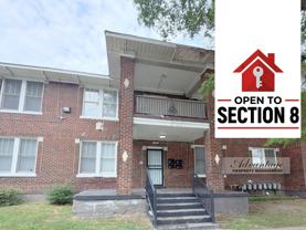 525 N Waldran Blvd #4 - Photo 1 of 1