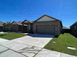 featured image of 752 Richmond Dr