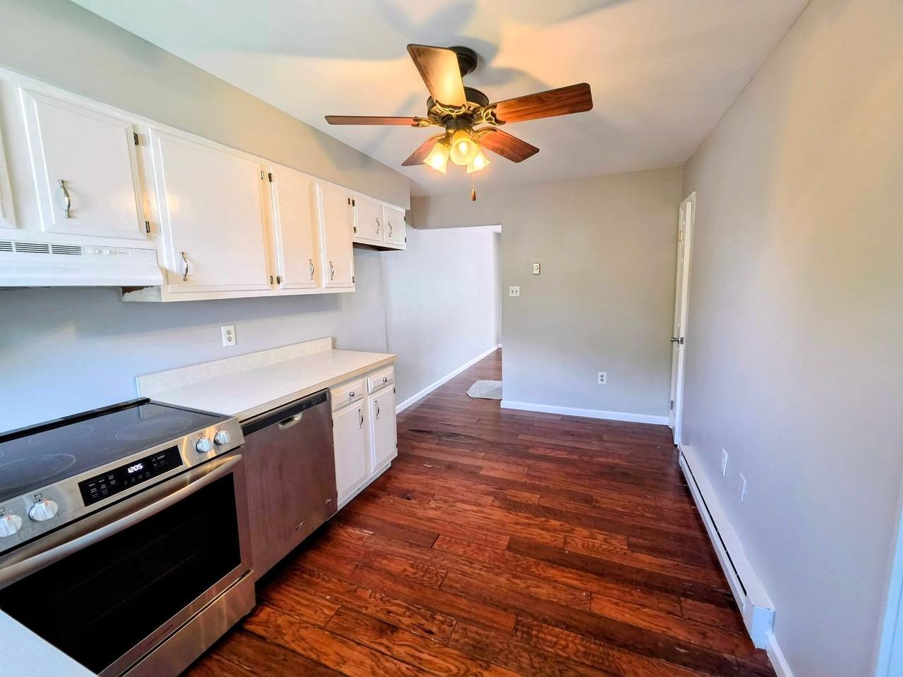 5657 Wood Ln - Photo 4 of 23