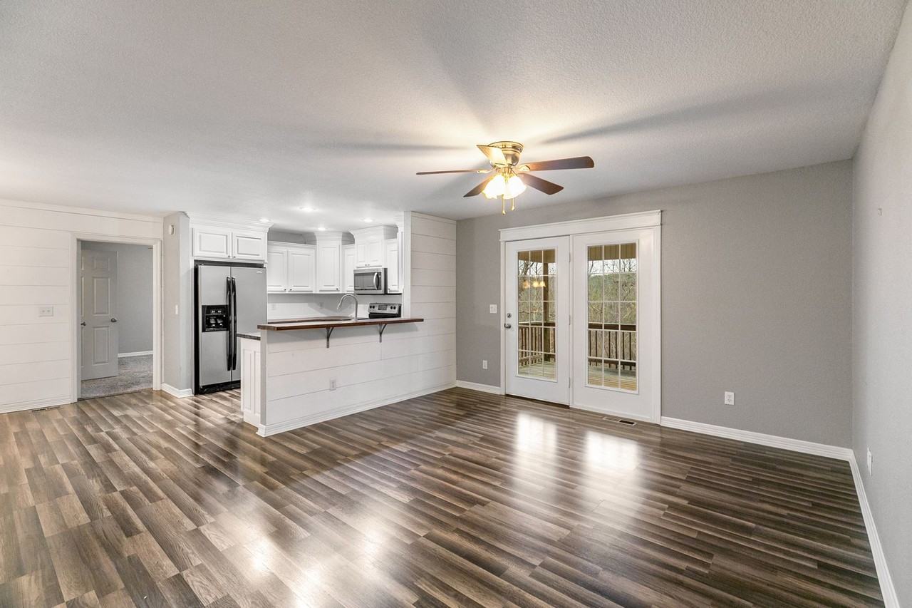 32 Kendal Dr - Photo 4 of 31