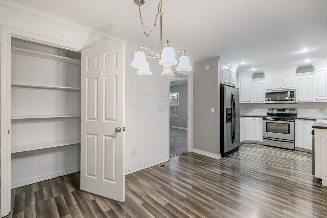 32 Kendal Dr - Photo 6 of 31