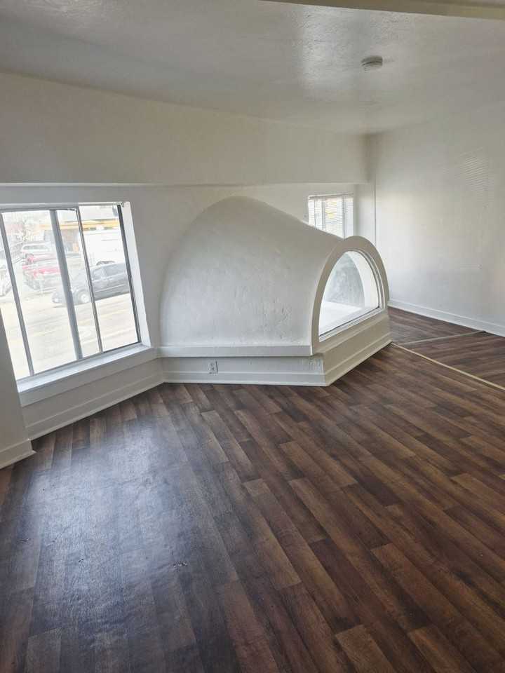 1811 27th Ave - Photo 6 of 14