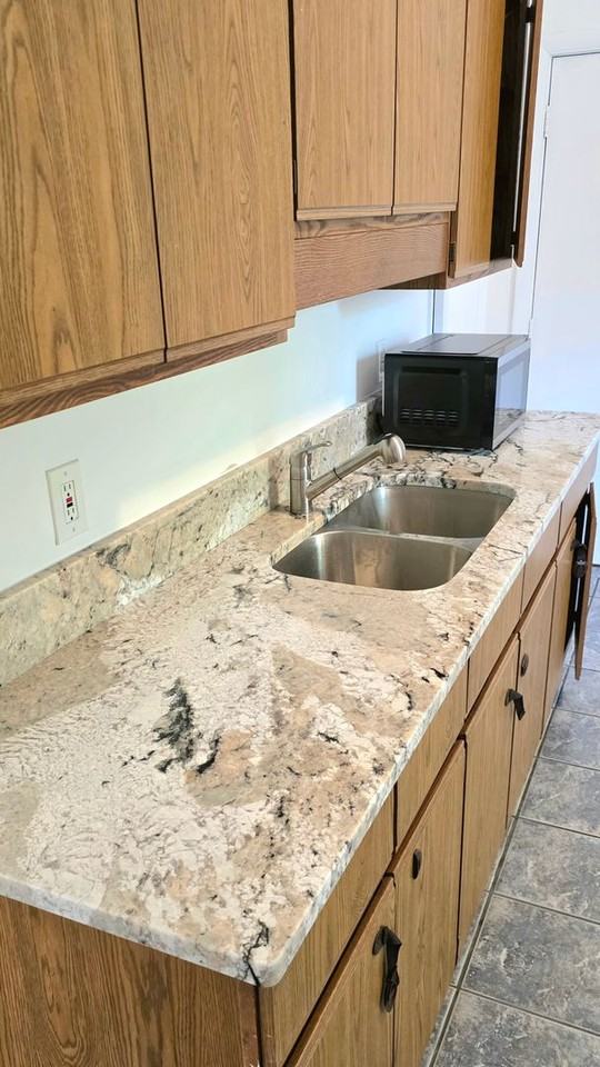713 Camden Ave #1 - Photo 4 of 25