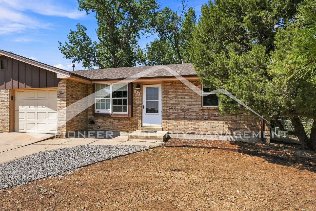 179 Eaton Ct - Photo 2 of 16