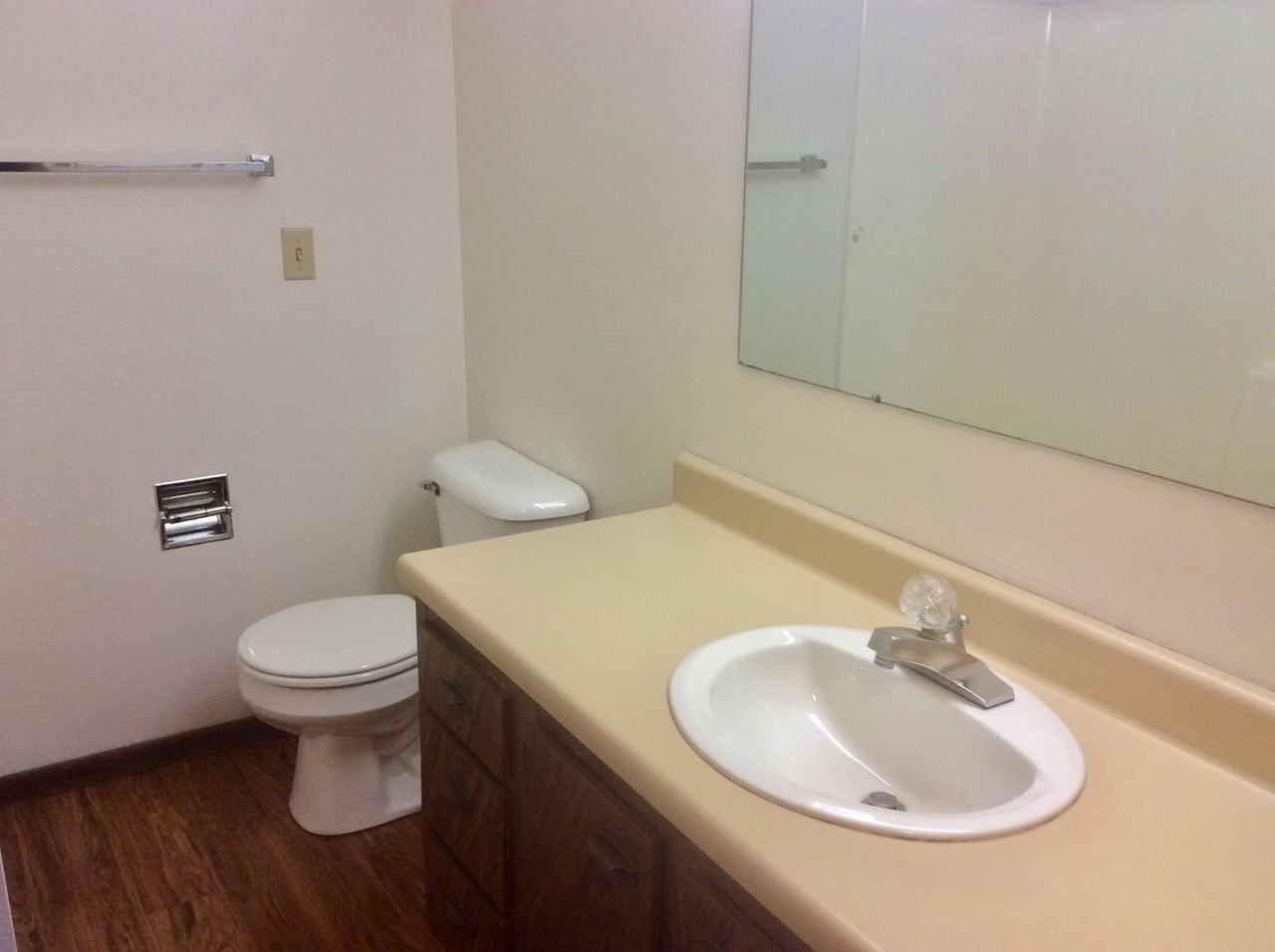 Silvergate Townhomes - Photo 3 of 23