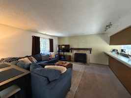 featured image of 916 Merced Ave