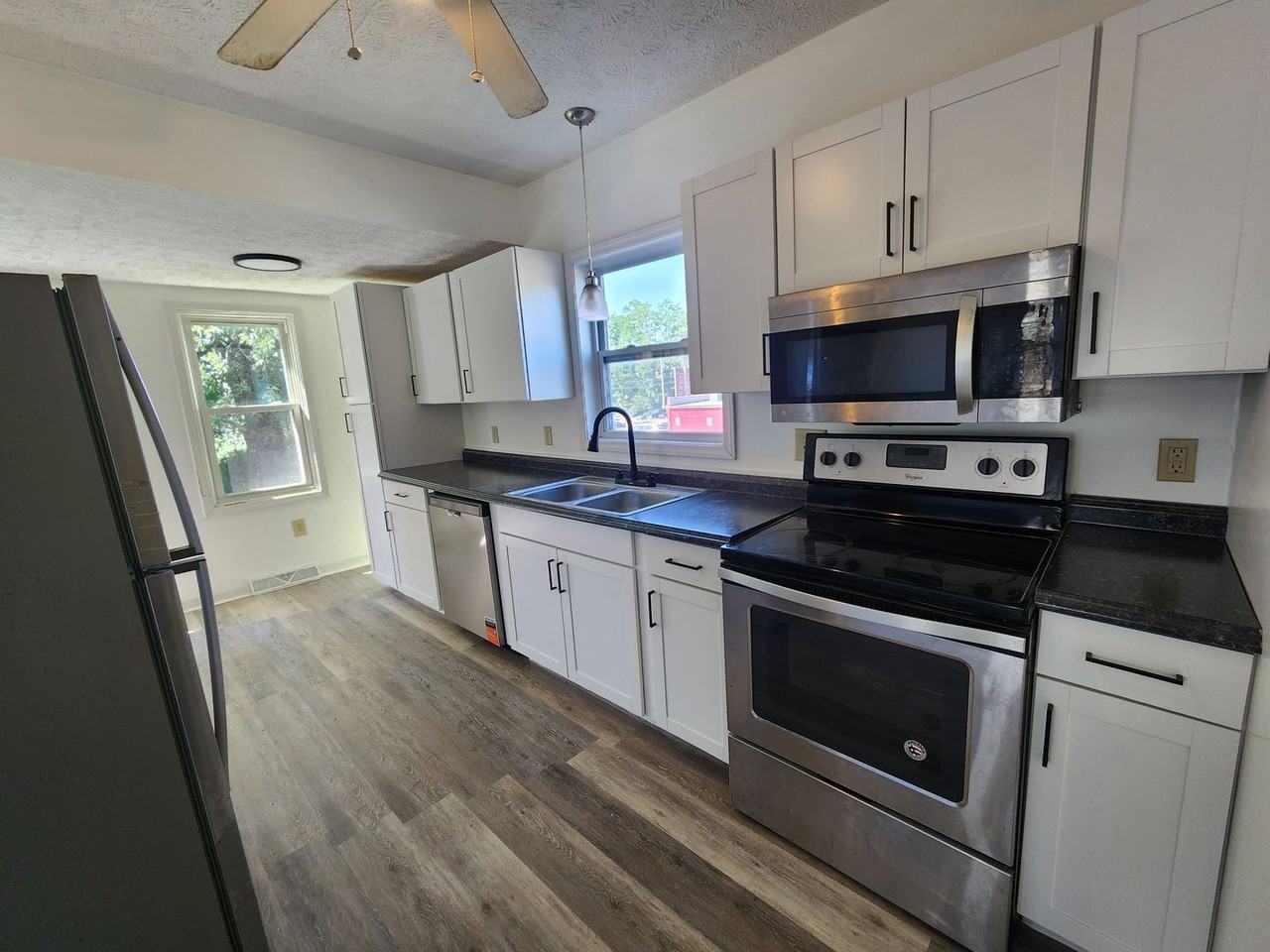 16 Palmetto Ave - Photo 2 of 25