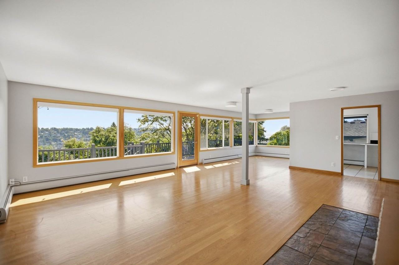 2826 25th Ave W - Photo 6 of 50