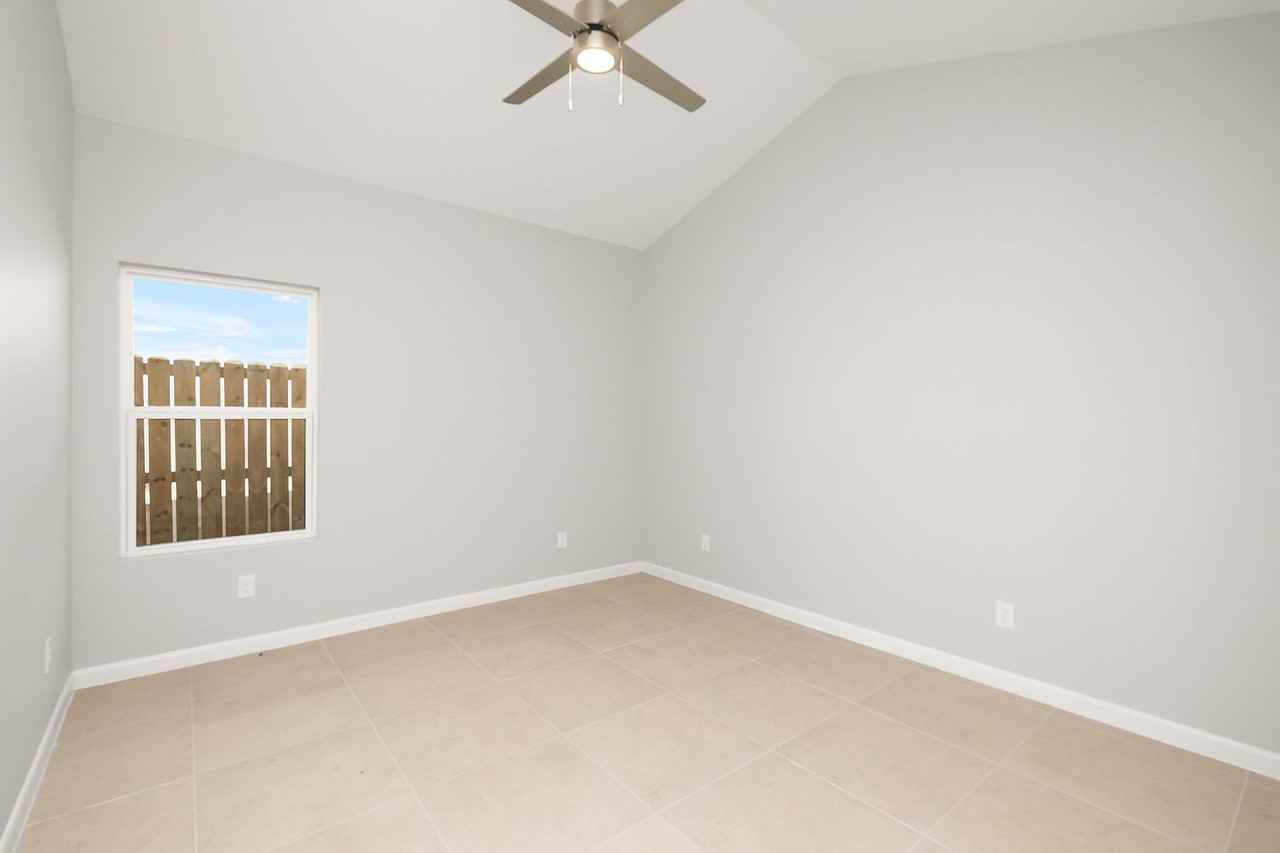 PK11 - Photo 6 of 17