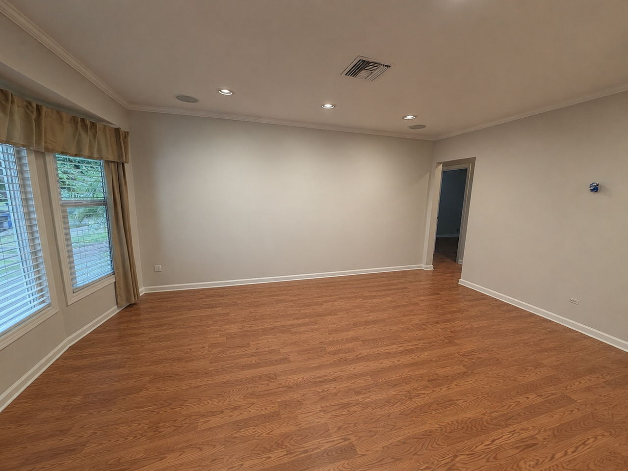 3703 Monogram Ave - Photo 2 of 17