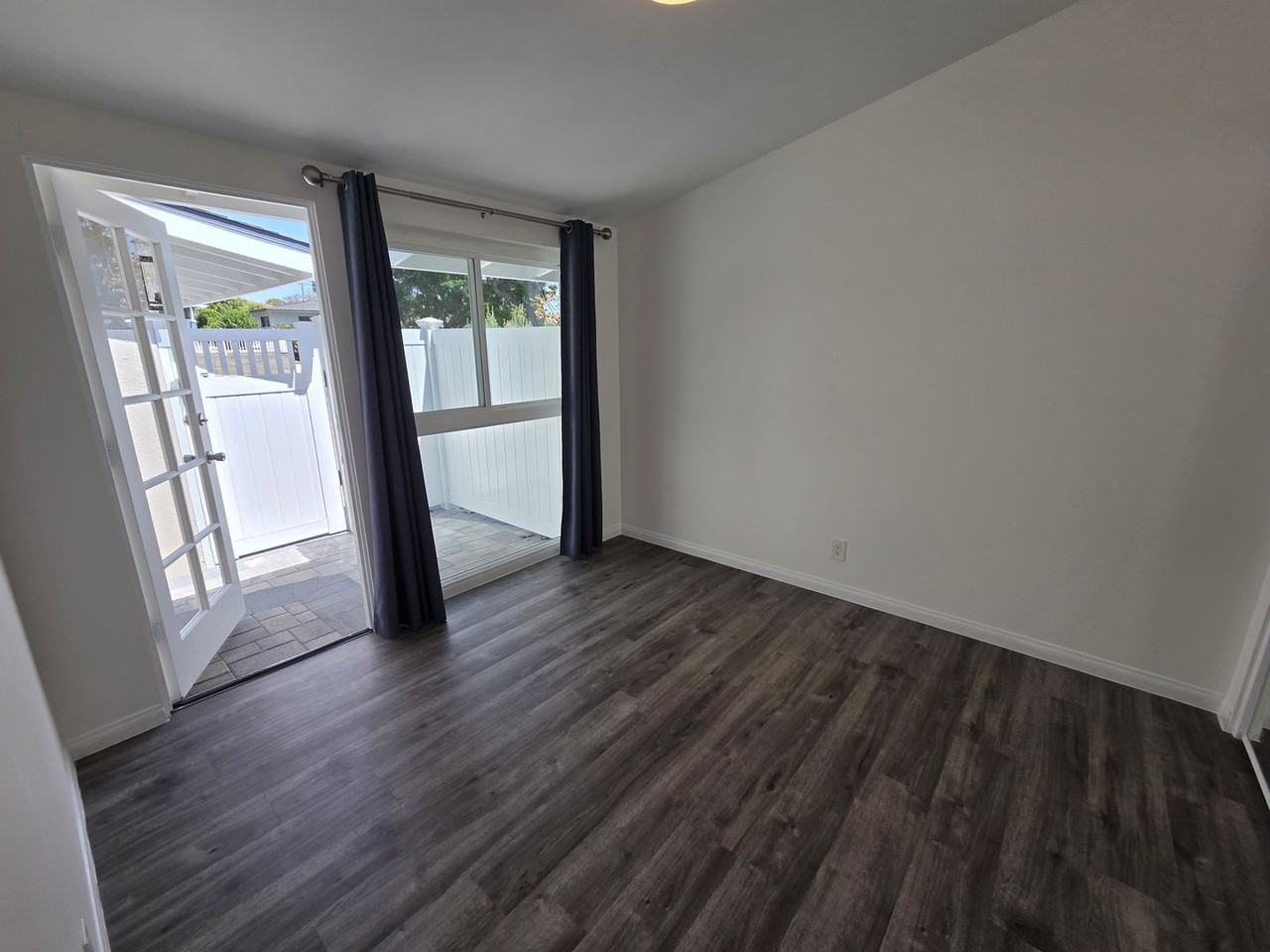 317 Agnus Dr - Photo 4 of 21