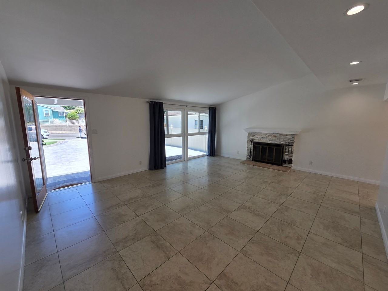 317 Agnus Dr - Photo 6 of 21