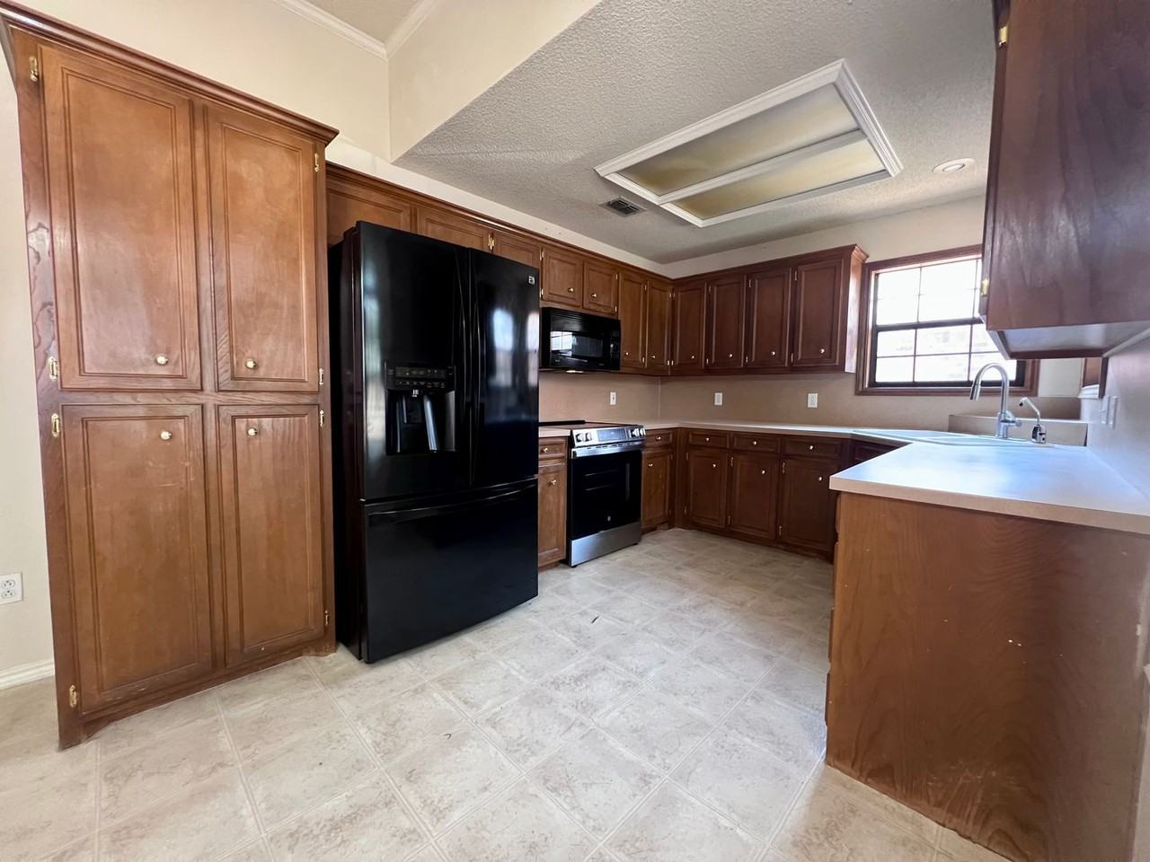 2311 96th St - Photo 6 of 18