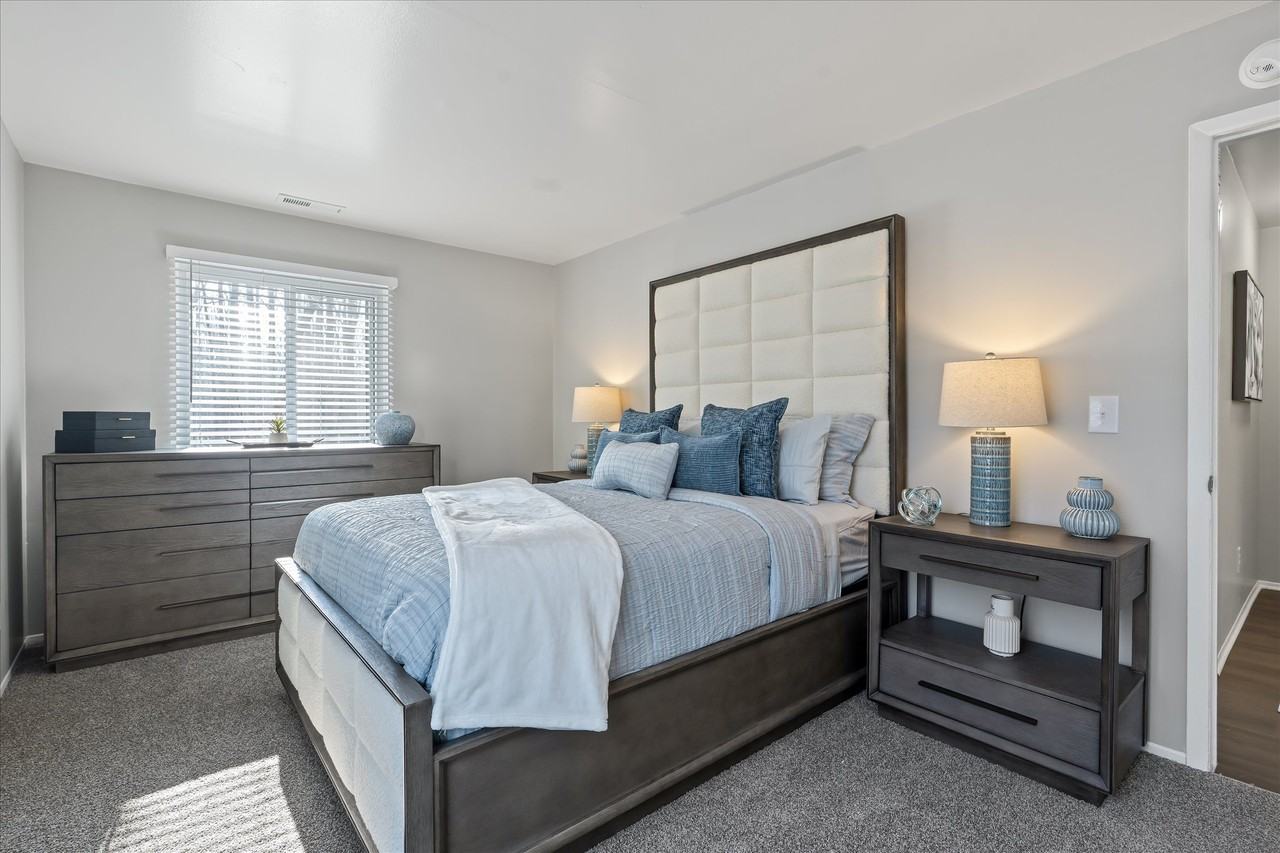 Newport Woods Apartments - Photo 6 of 31