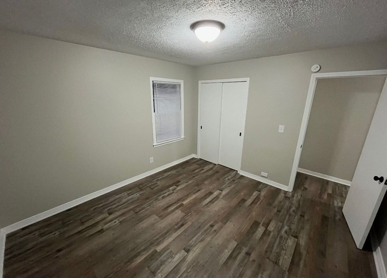 407 Pecan Ave - Photo 7 of 14